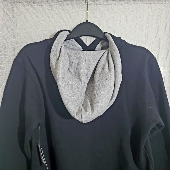 Champion Black Swester Hoodie Size Large ( Girls ) - Picture 7 of 9